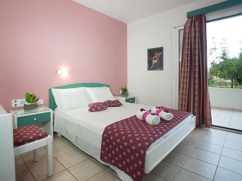 Theoni Apartments Malia Eksteriør bilde