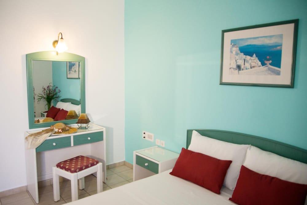 Theoni Apartments Malia Eksteriør bilde