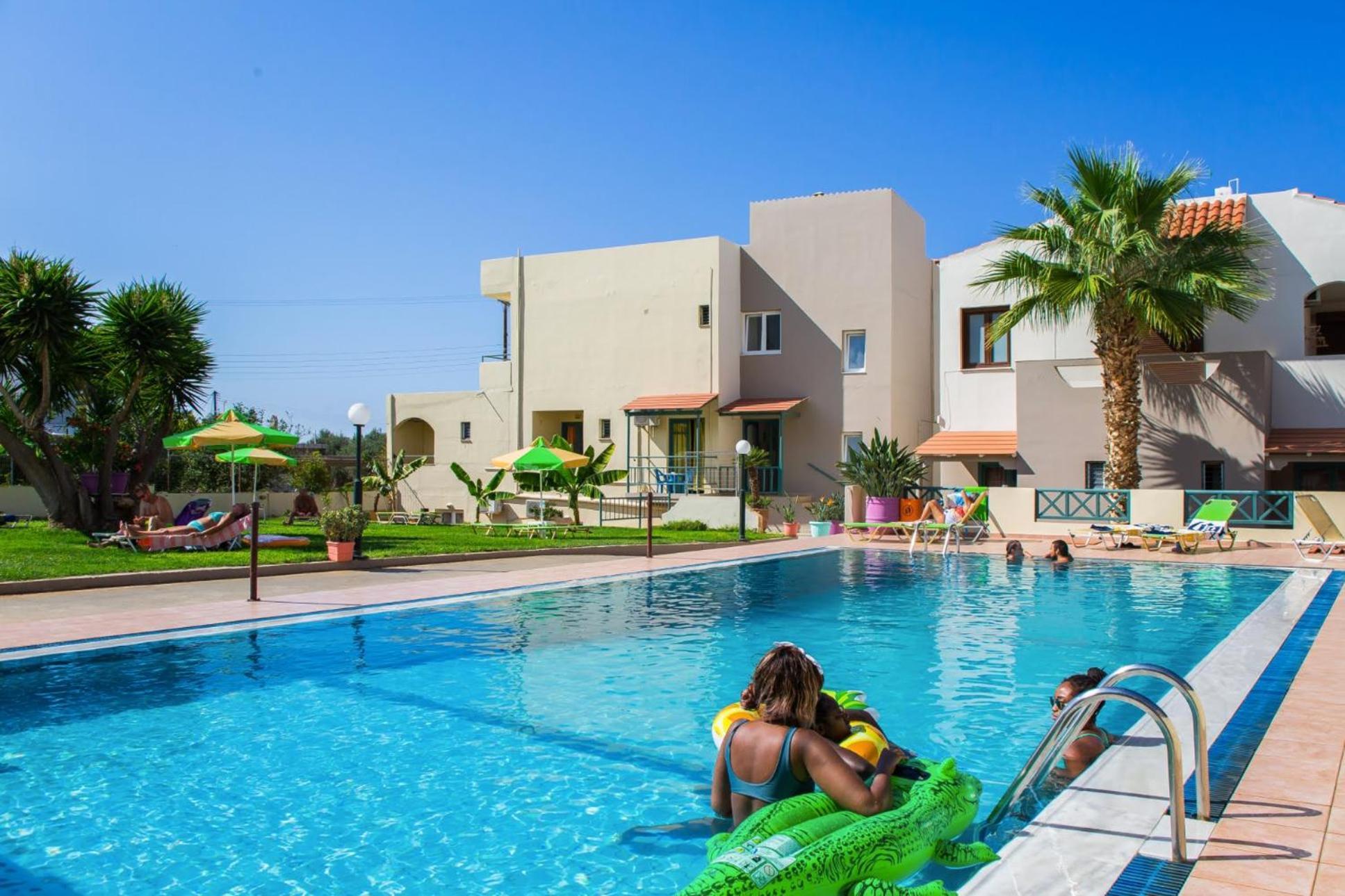 Theoni Apartments Malia Eksteriør bilde