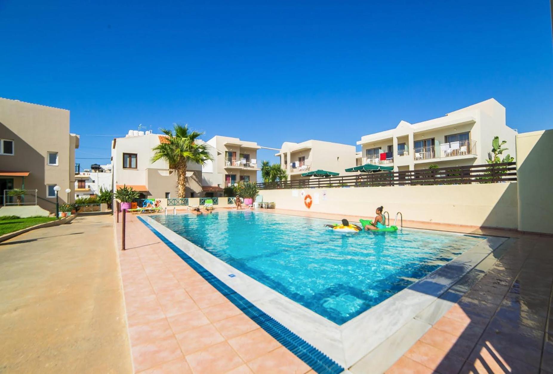 Theoni Apartments Malia Eksteriør bilde