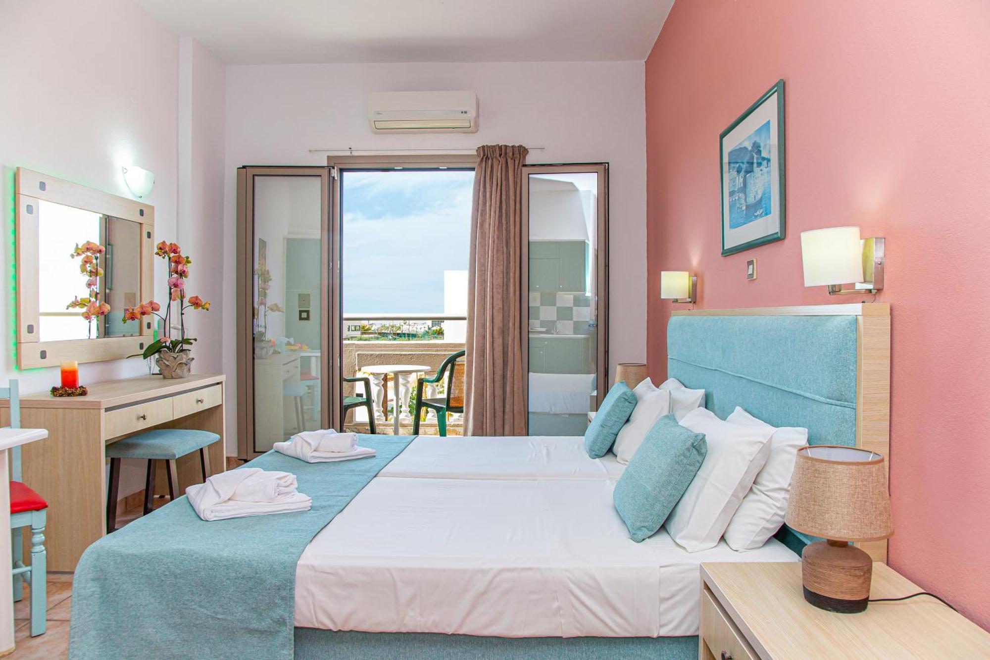 Theoni Apartments Malia Eksteriør bilde