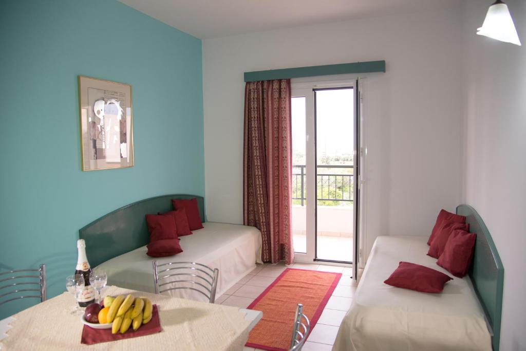 Theoni Apartments Malia Eksteriør bilde