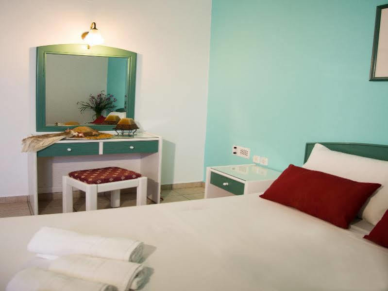 Theoni Apartments Malia Eksteriør bilde